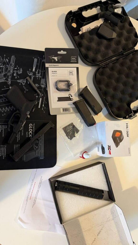 Pièces et outils pour monter le Holosun HS407C sur le Glock 19 Gen5